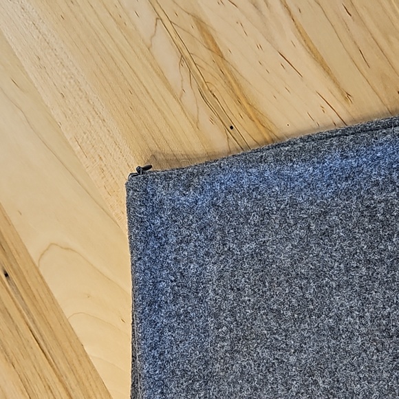 Zara Skirt,  Size S - Picture 3 of 4